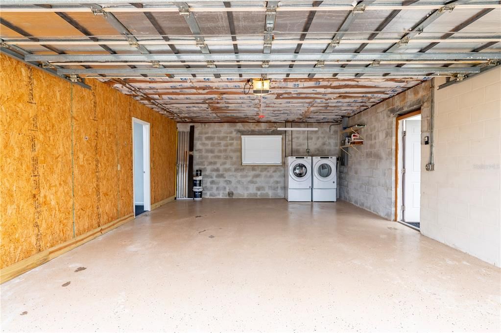 待售: $269,000 (2 贝兹, 2 浴室, 1352 平方英尺)