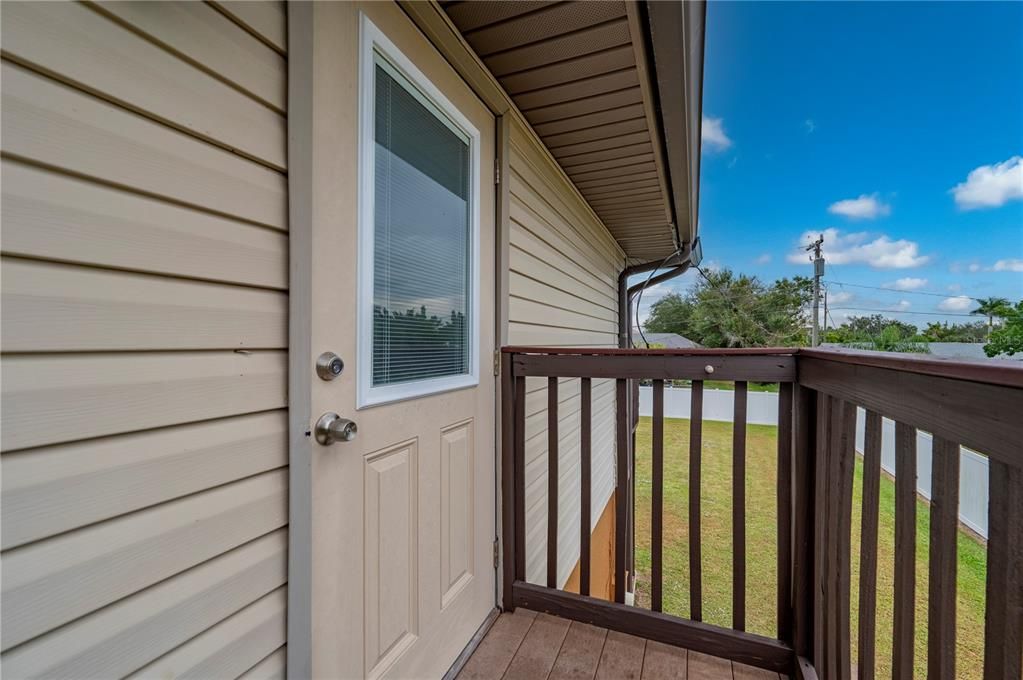 待售: $269,000 (2 贝兹, 2 浴室, 1352 平方英尺)