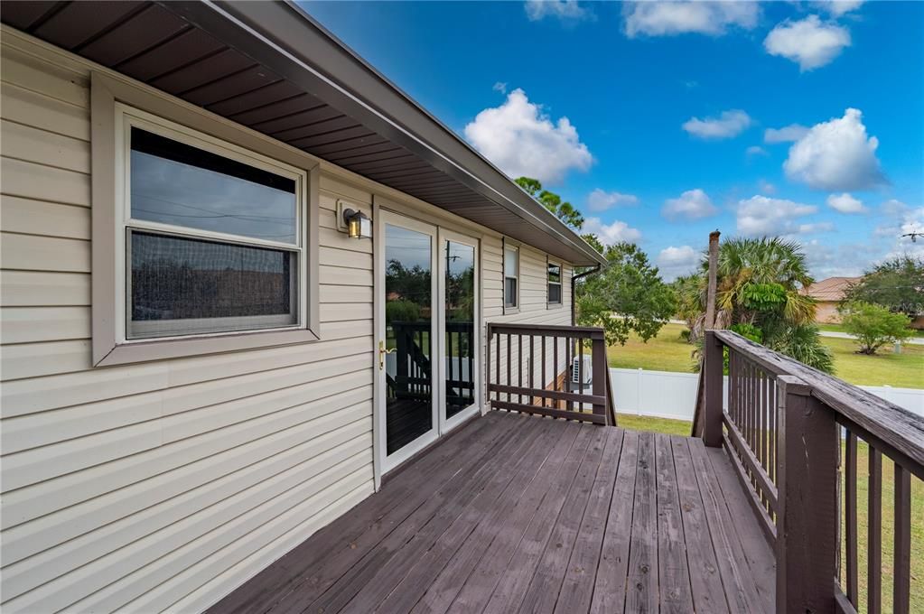 待售: $269,000 (2 贝兹, 2 浴室, 1352 平方英尺)