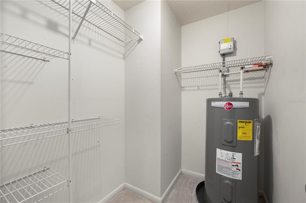 待售: $269,000 (2 贝兹, 2 浴室, 1352 平方英尺)