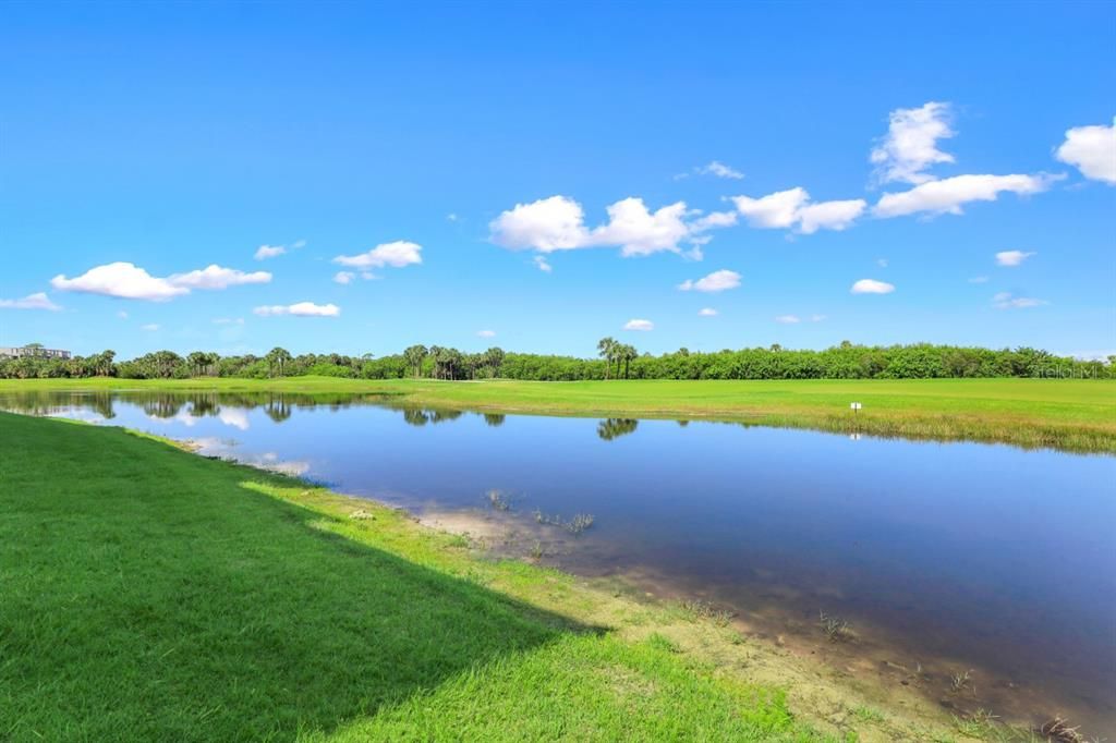 На продажу: $275,000 (3 спален, 2 ванн, 1301 Квадратных фут)