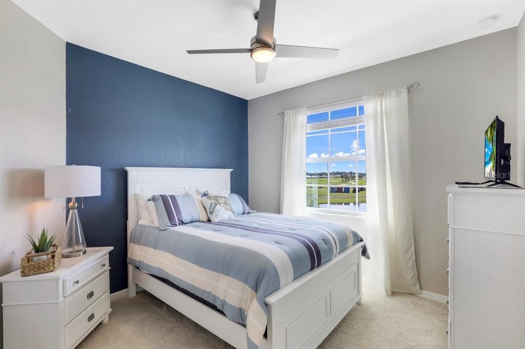 На продажу: $275,000 (3 спален, 2 ванн, 1301 Квадратных фут)