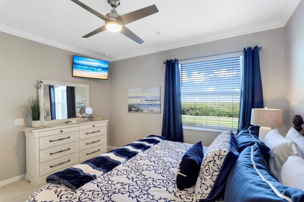 На продажу: $275,000 (3 спален, 2 ванн, 1301 Квадратных фут)