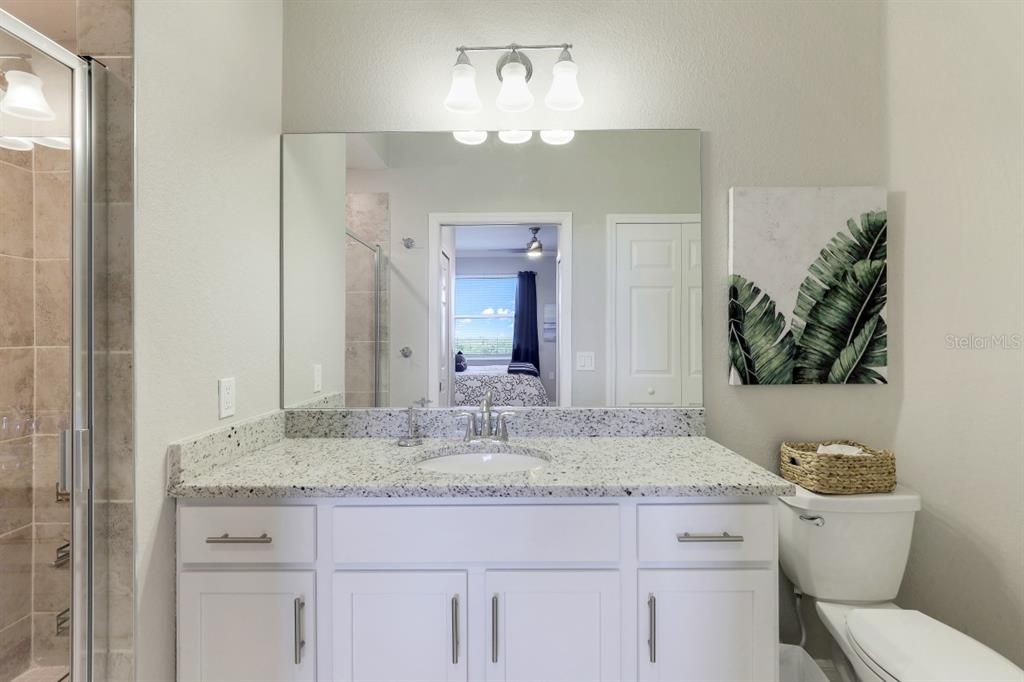 На продажу: $275,000 (3 спален, 2 ванн, 1301 Квадратных фут)