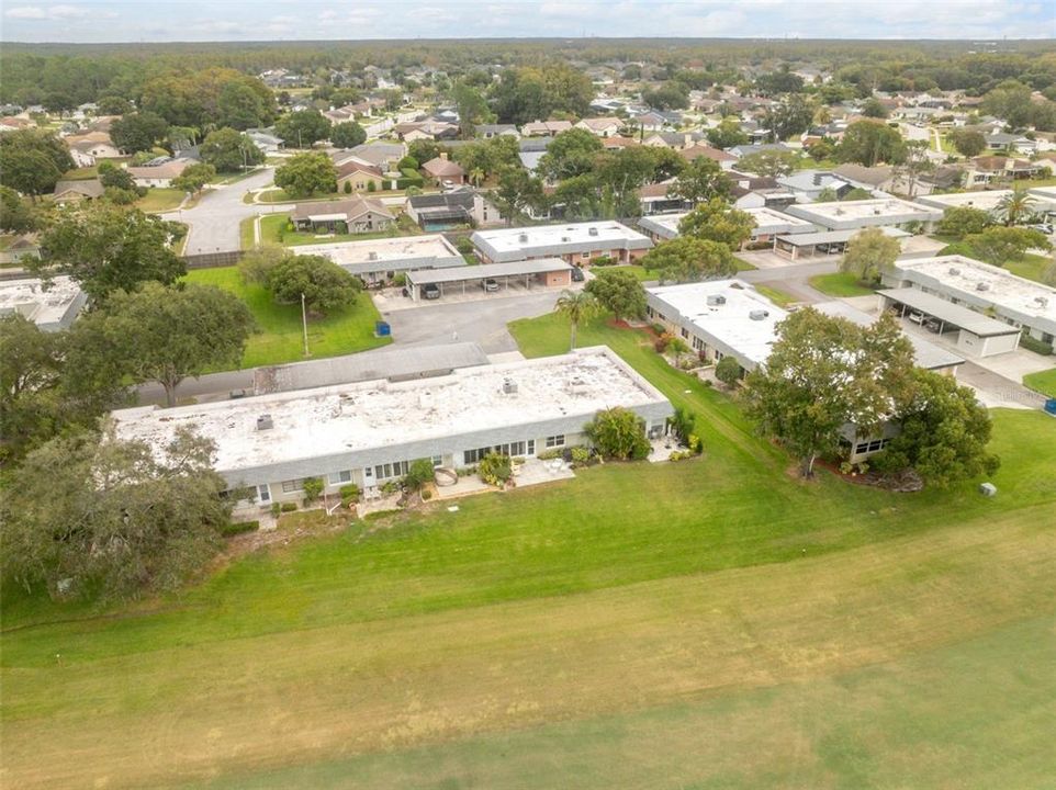 待售: $170,000 (2 贝兹, 2 浴室, 956 平方英尺)