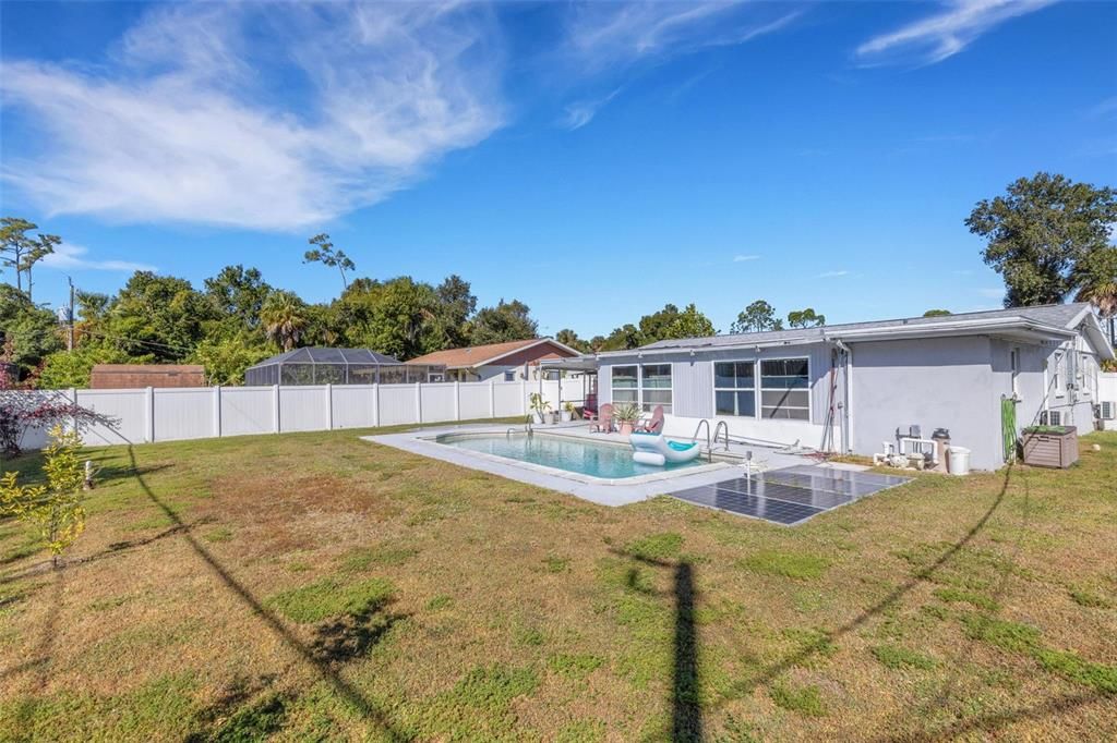 Под контрактом: $249,900 (2 спален, 2 ванн, 1922 Квадратных фут)