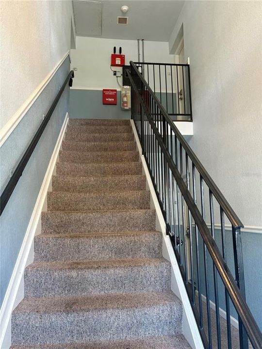 Под контрактом: $3,200 (2 спален, 1 ванн, 912 Квадратных фут)