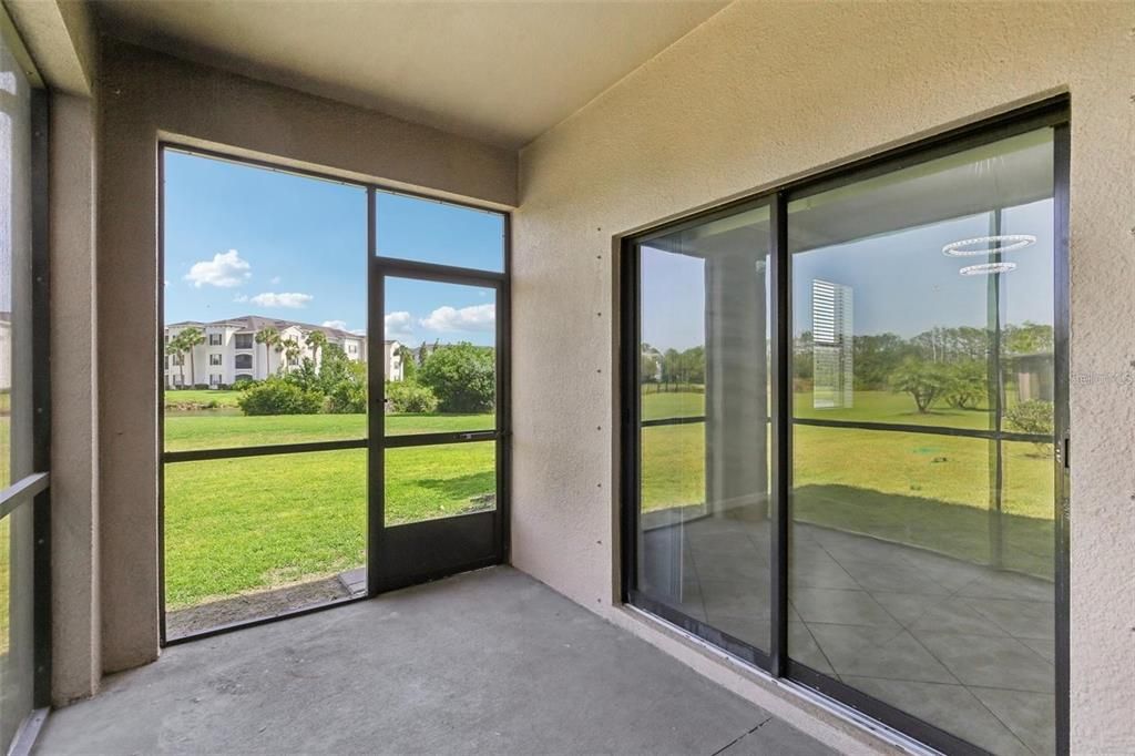 合同活跃: $2,888 (4 贝兹, 3 浴室, 2625 平方英尺)