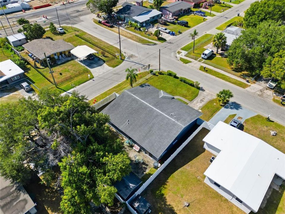 合同活跃: $330,000 (3 贝兹, 3 浴室, 2063 平方英尺)