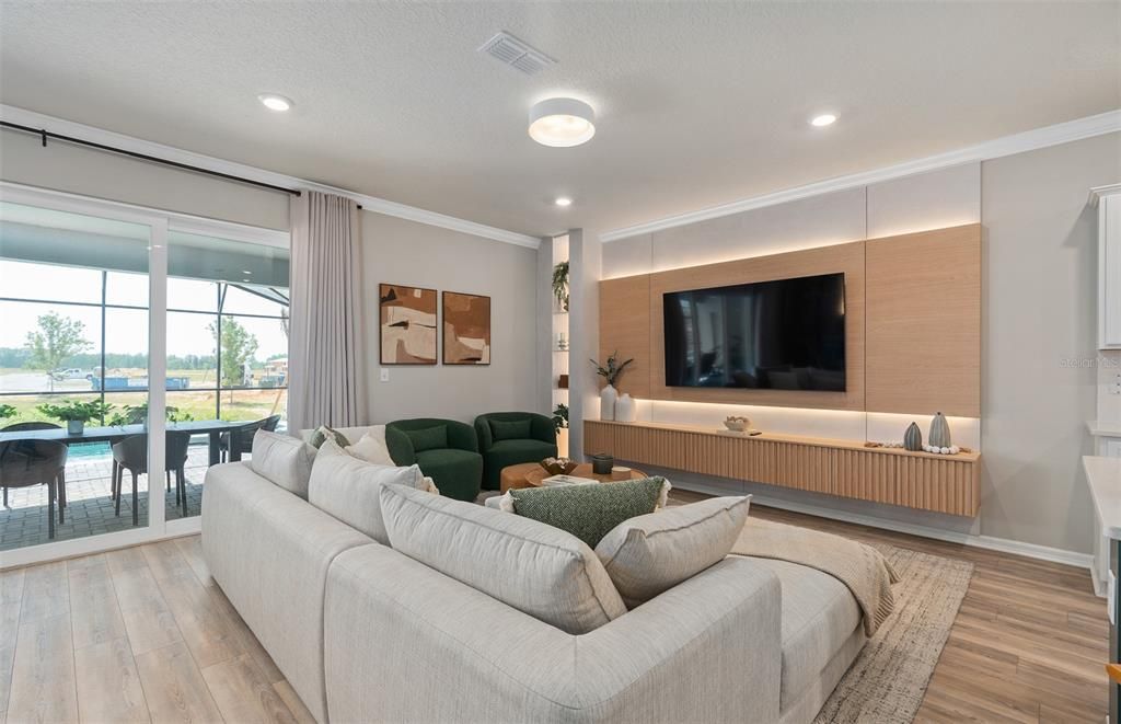 Activo con contrato: $1,141,640 (10 camas, 8 baños, 4382 Pies cuadrados)