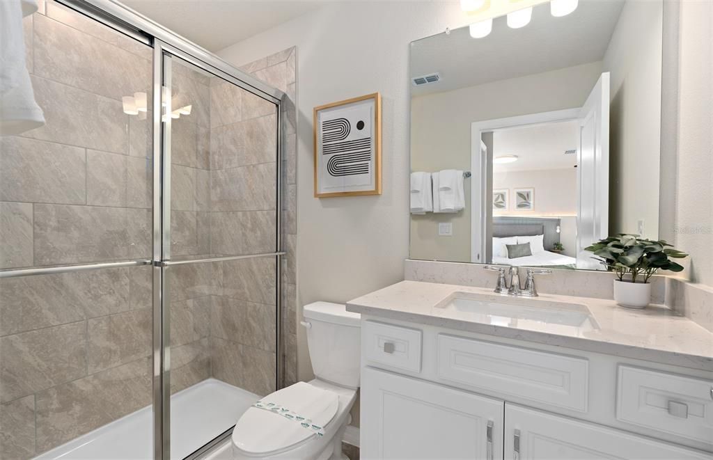 Activo con contrato: $1,141,640 (10 camas, 8 baños, 4382 Pies cuadrados)