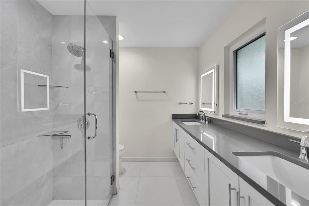 For Sale: $699,900 (3 beds, 3 baths, 2359 Square Feet)