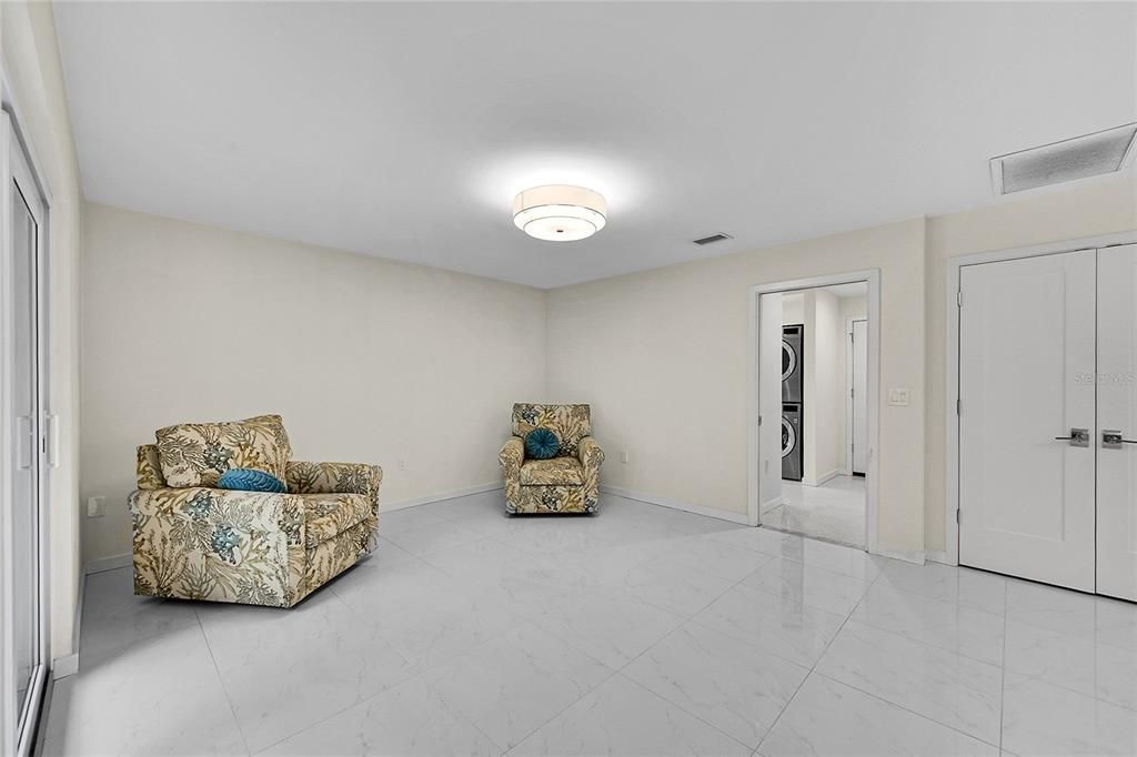 For Sale: $699,900 (3 beds, 3 baths, 2359 Square Feet)