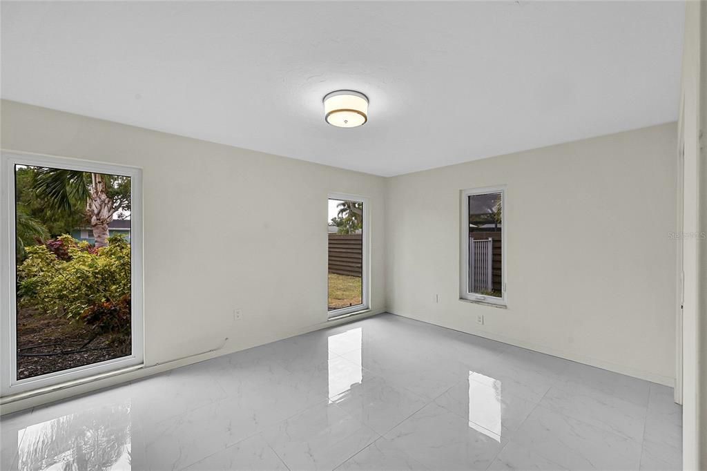 For Sale: $699,900 (3 beds, 3 baths, 2359 Square Feet)