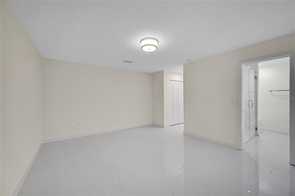 For Sale: $699,900 (3 beds, 3 baths, 2359 Square Feet)