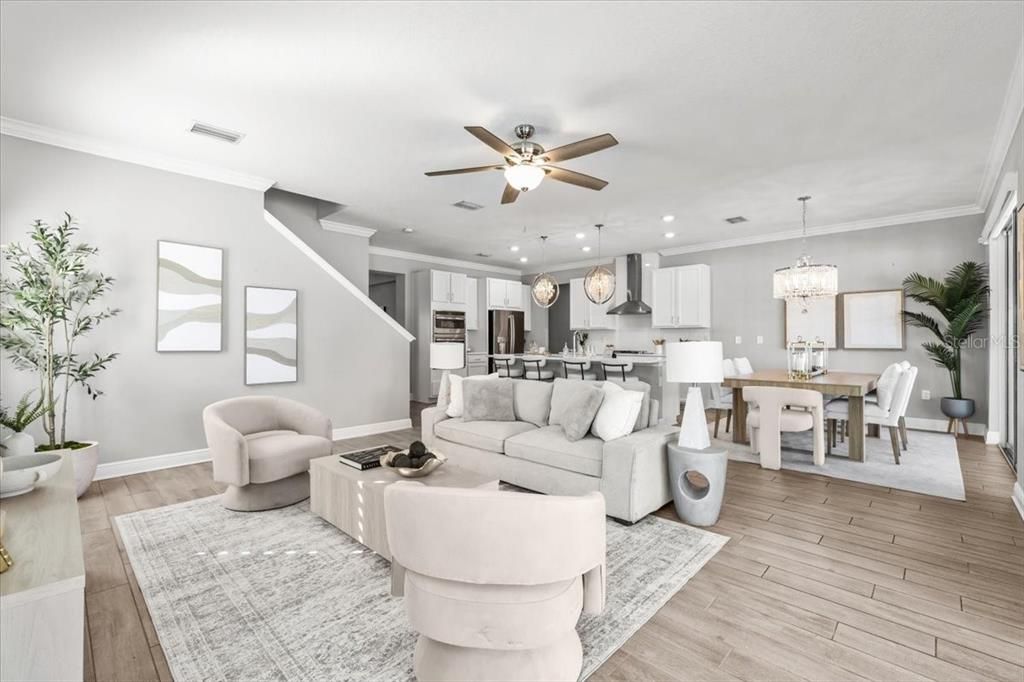 合同活跃: $719,900 (4 贝兹, 3 浴室, 2673 平方英尺)