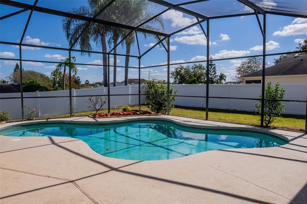 Active With Contract: $439,900 (4 beds, 3 baths, 2367 Square Feet)