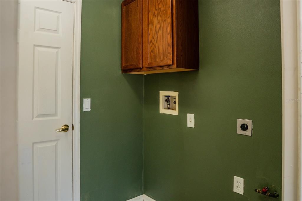 Active With Contract: $439,900 (4 beds, 3 baths, 2367 Square Feet)