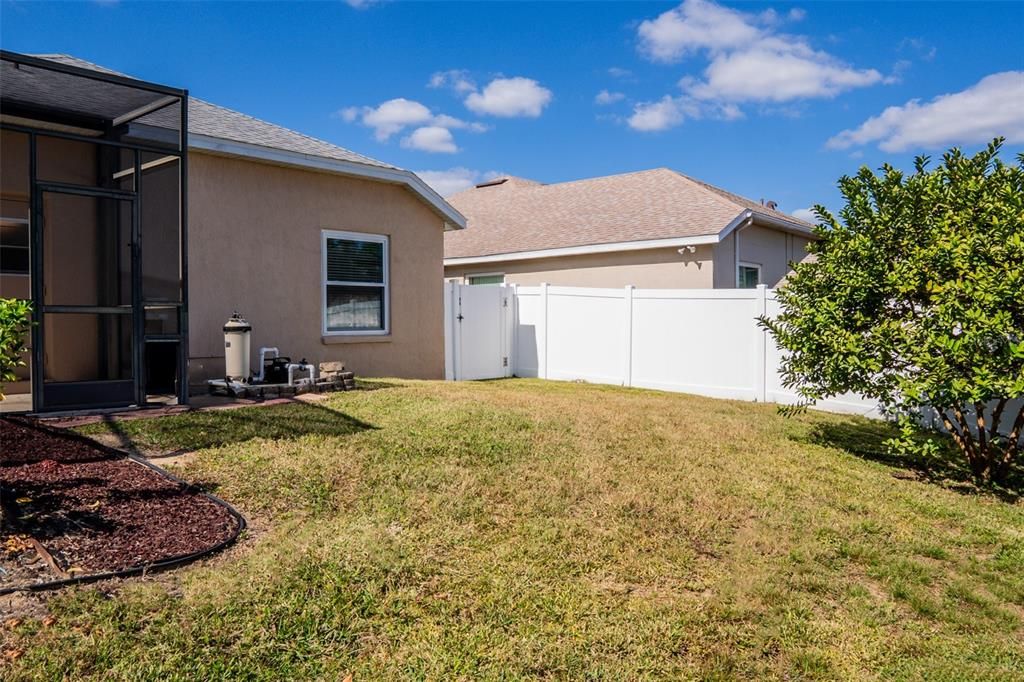 Active With Contract: $439,900 (4 beds, 3 baths, 2367 Square Feet)