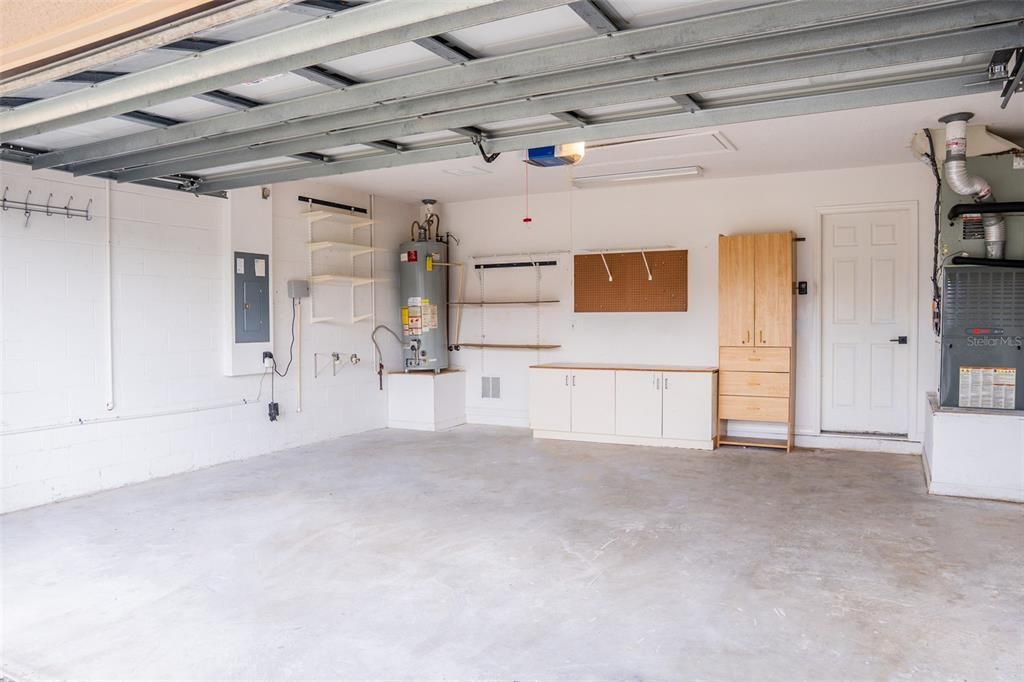 Active With Contract: $439,900 (4 beds, 3 baths, 2367 Square Feet)