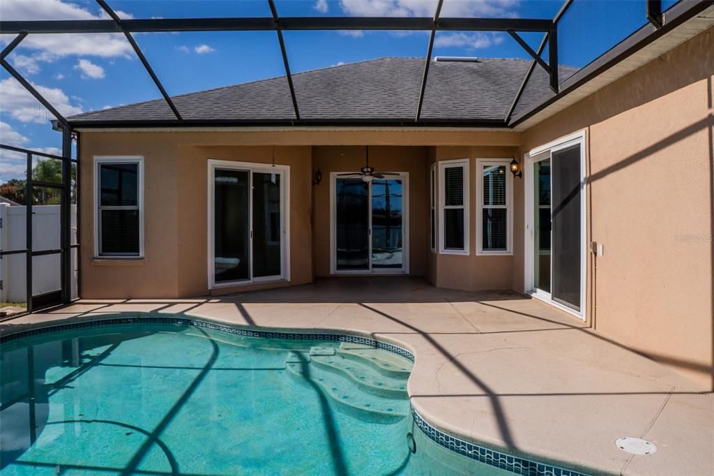 Active With Contract: $439,900 (4 beds, 3 baths, 2367 Square Feet)