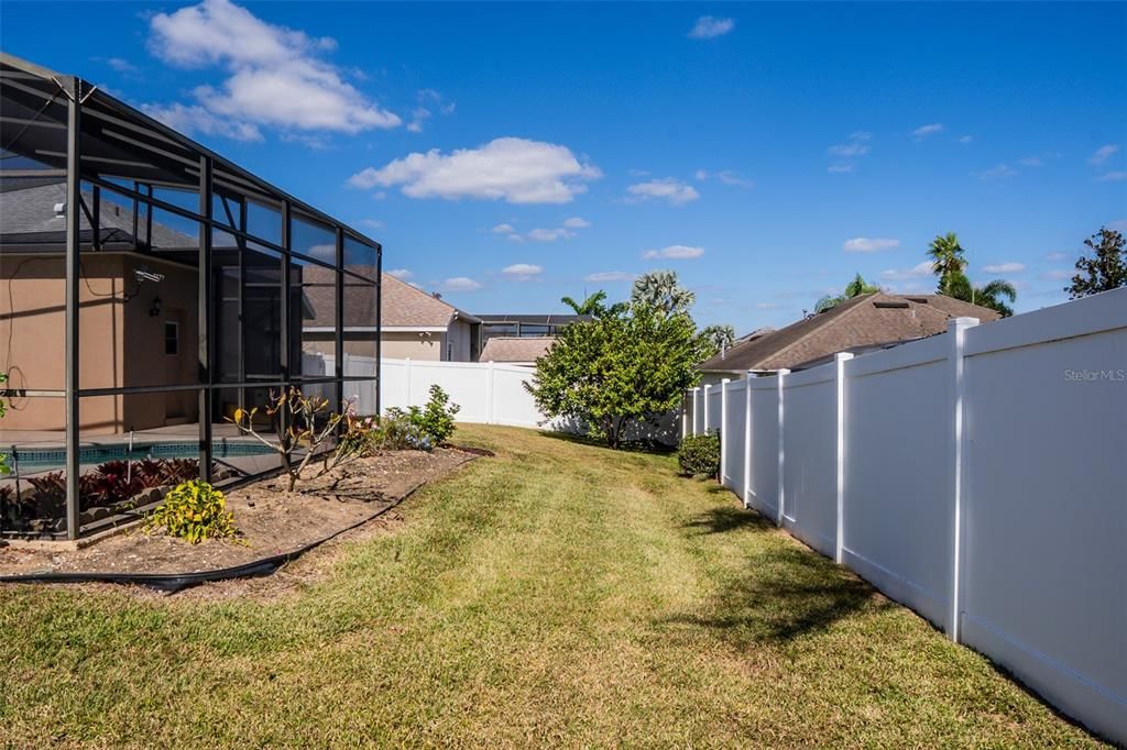 Active With Contract: $439,900 (4 beds, 3 baths, 2367 Square Feet)