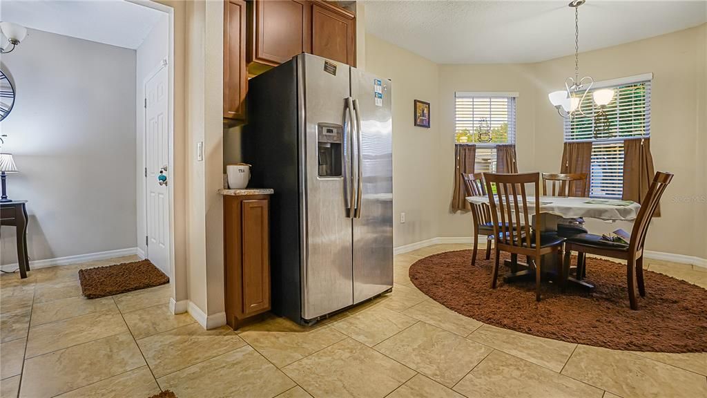 На продажу: $299,000 (3 спален, 2 ванн, 1747 Квадратных фут)