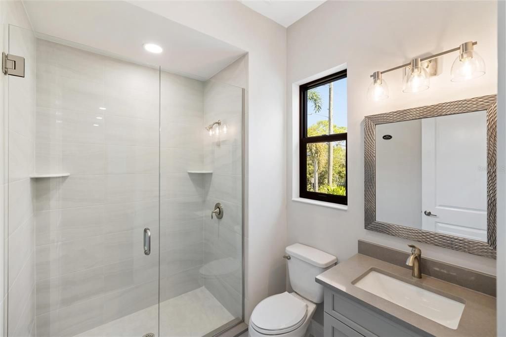 待售: $2,950,000 (5 贝兹, 4 浴室, 3810 平方英尺)