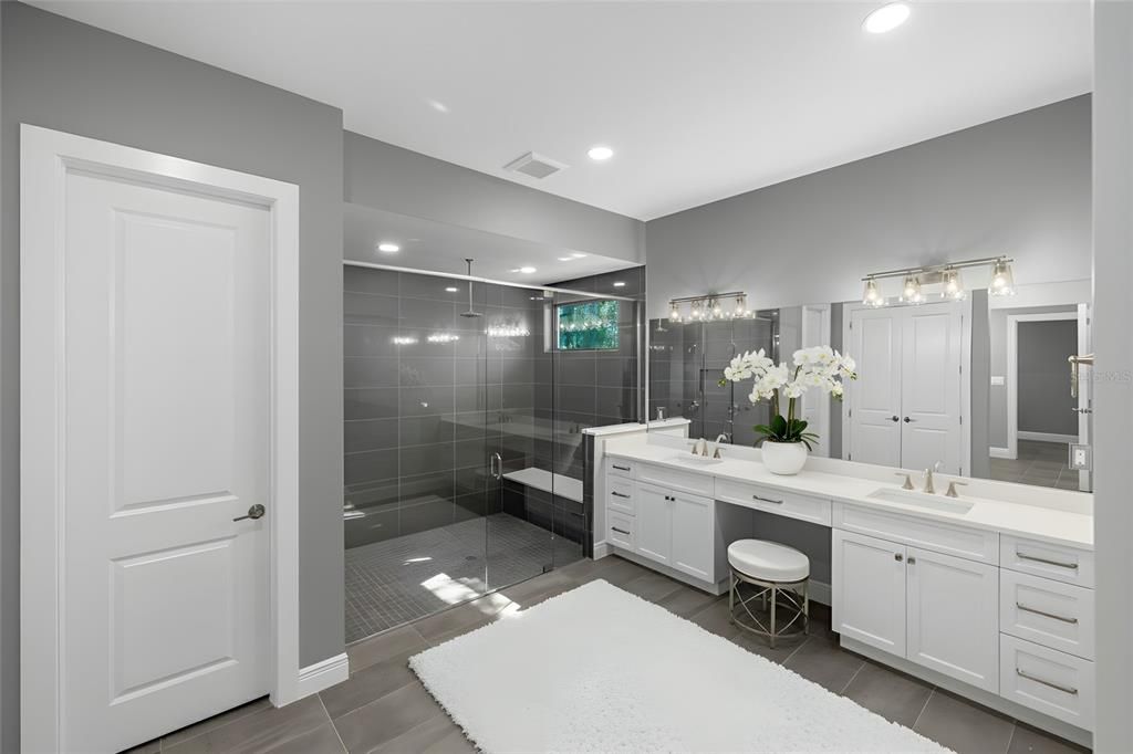 待售: $2,950,000 (5 贝兹, 4 浴室, 3810 平方英尺)