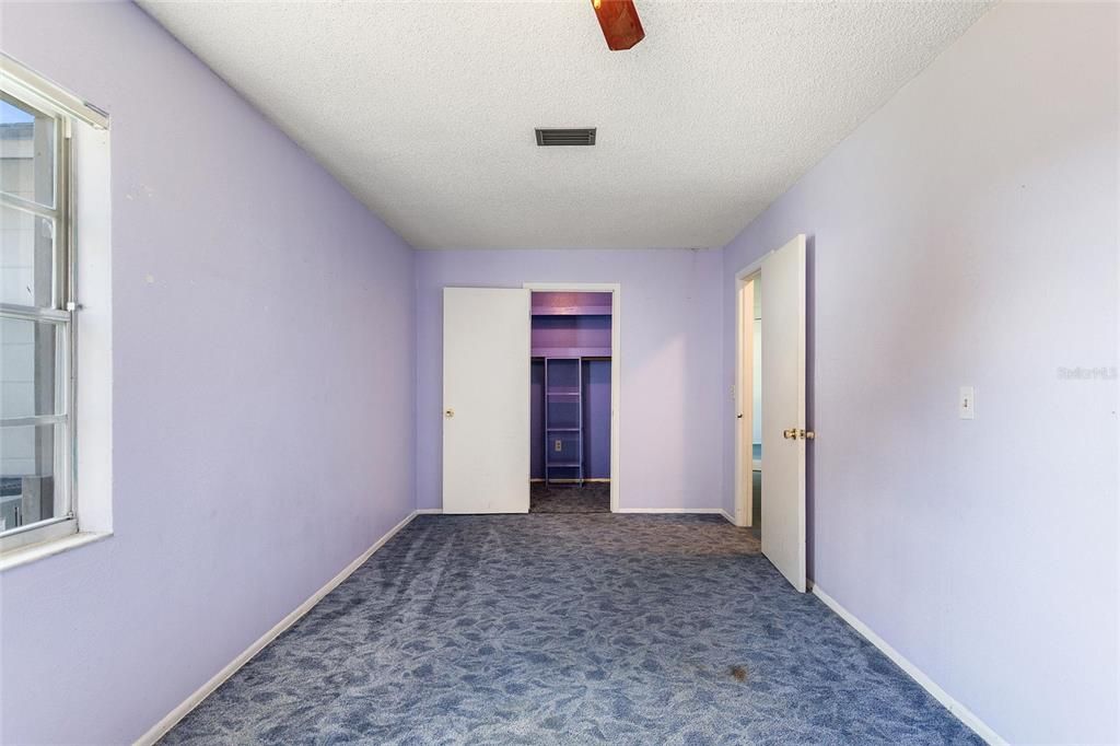 На продажу: $245,000 (2 спален, 1 ванн, 1320 Квадратных фут)