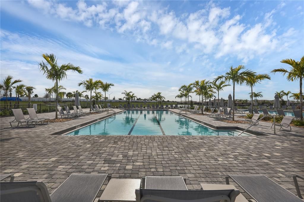 En Renta: $7,500 (3 camas, 3 baños, 2027 Pies cuadrados)