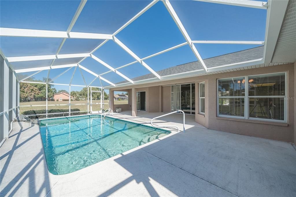 Active With Contract: $332,000 (4 beds, 2 baths, 1747 Square Feet)