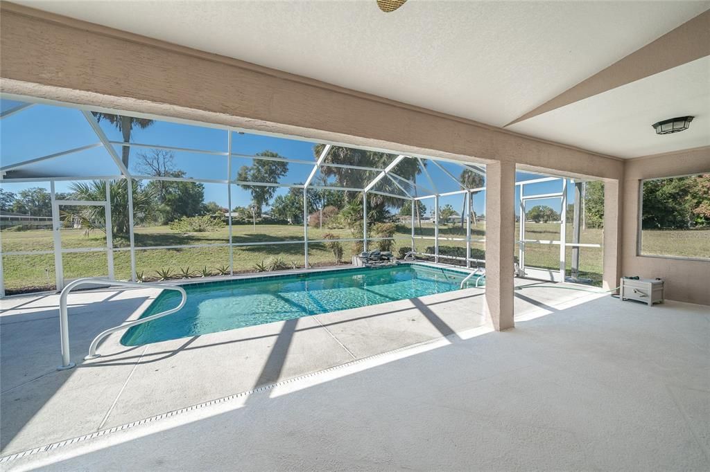 Active With Contract: $332,000 (4 beds, 2 baths, 1747 Square Feet)