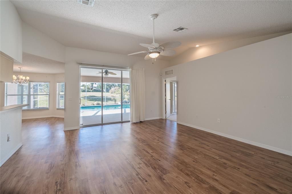 Active With Contract: $332,000 (4 beds, 2 baths, 1747 Square Feet)