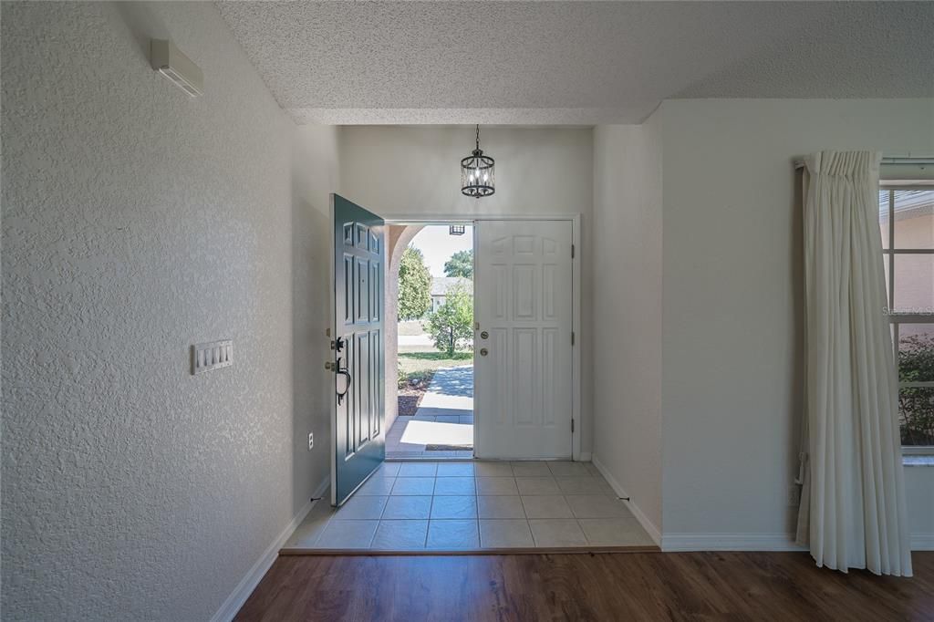 Active With Contract: $332,000 (4 beds, 2 baths, 1747 Square Feet)