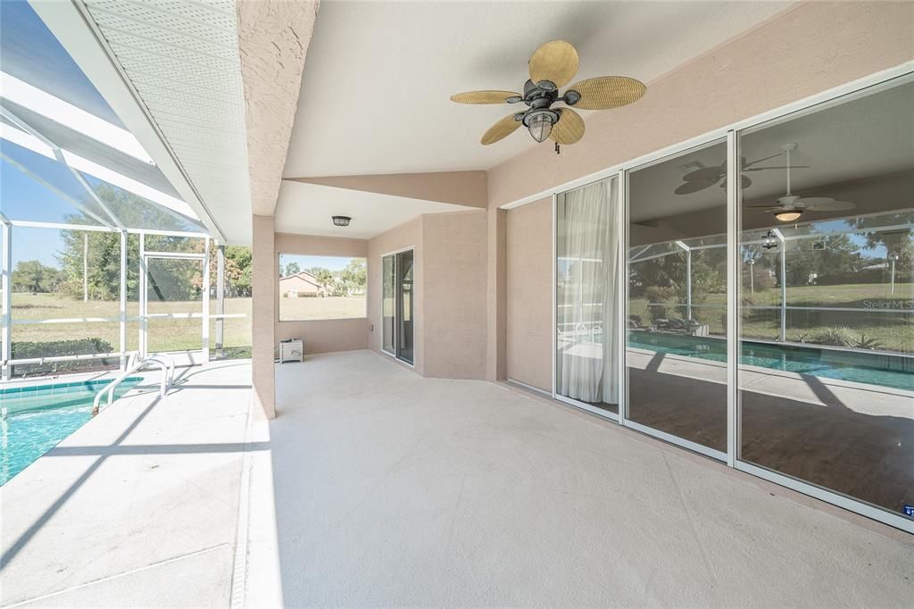 Active With Contract: $332,000 (4 beds, 2 baths, 1747 Square Feet)