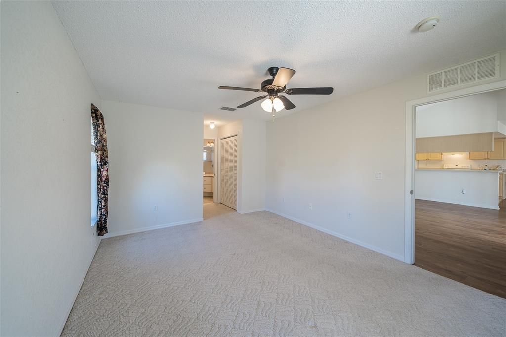 Active With Contract: $332,000 (4 beds, 2 baths, 1747 Square Feet)