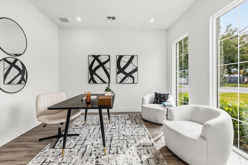 Под контрактом: $1,025,000 (4 спален, 3 ванн, 2986 Квадратных фут)