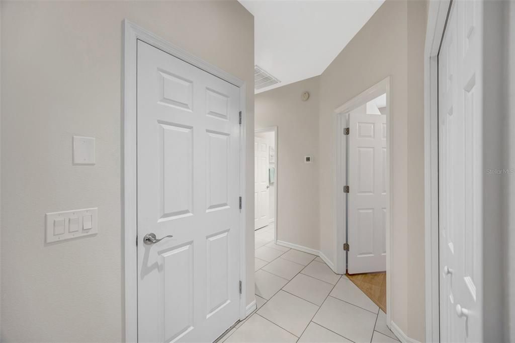 合同活跃: $370,000 (3 贝兹, 2 浴室, 1635 平方英尺)