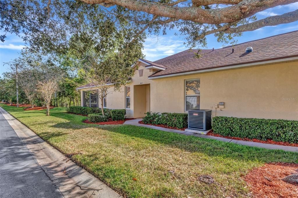 合同活跃: $370,000 (3 贝兹, 2 浴室, 1635 平方英尺)