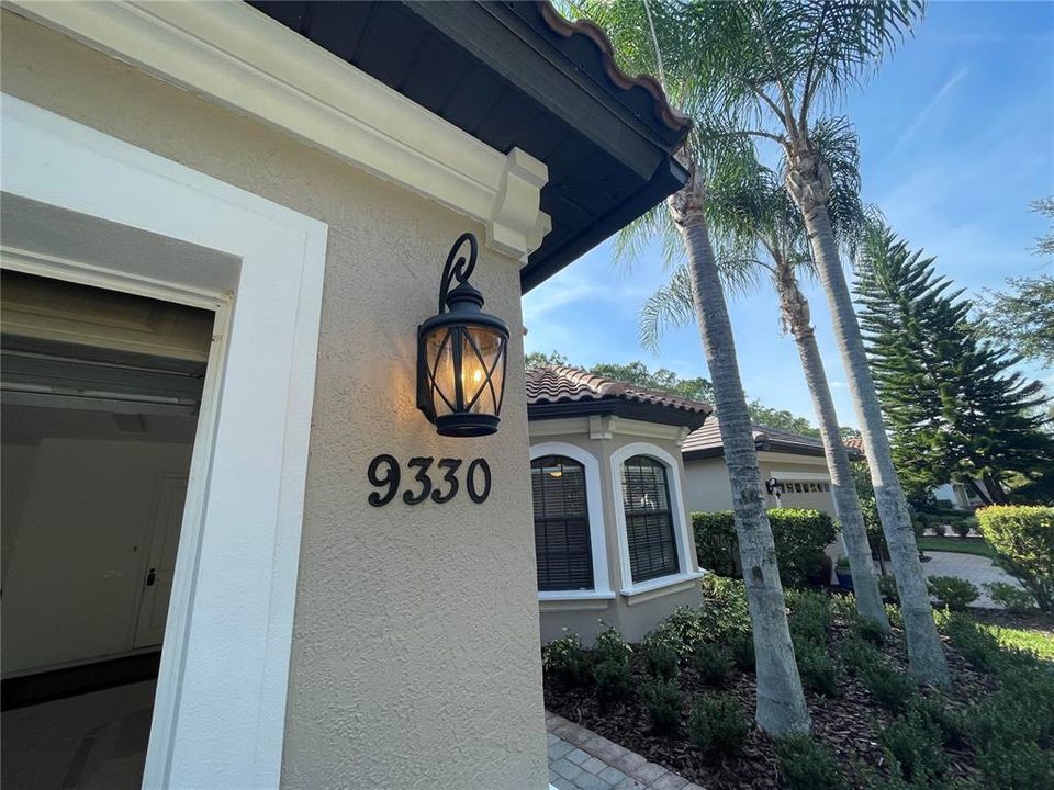 For Sale: $728,000 (4 beds, 3 baths, 2661 Square Feet)