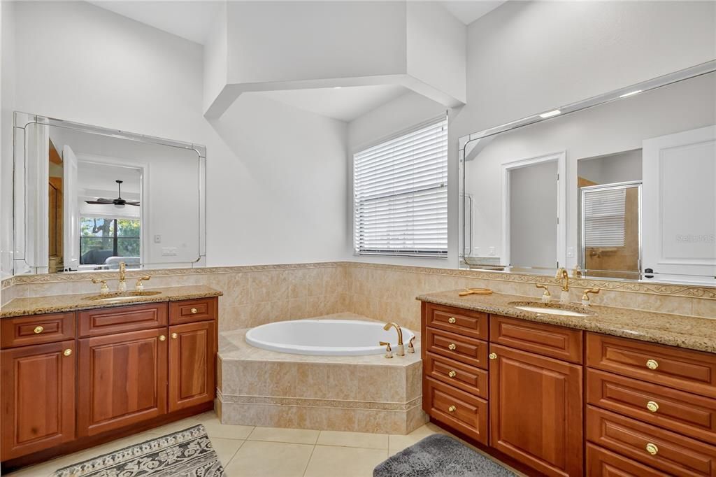 For Sale: $728,000 (4 beds, 3 baths, 2661 Square Feet)