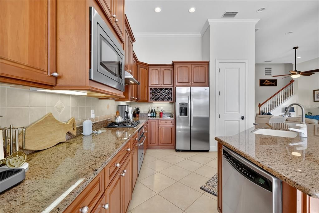 For Sale: $728,000 (4 beds, 3 baths, 2661 Square Feet)