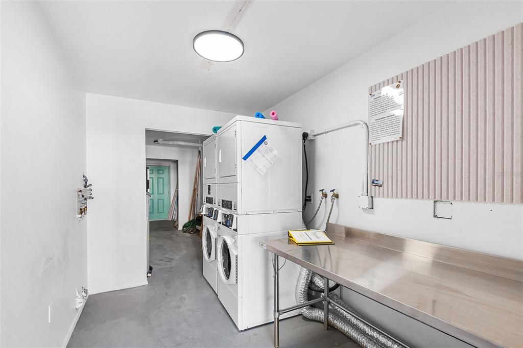 В аренду: $1,995 (2 спален, 1 ванн, 944 Квадратных фут)