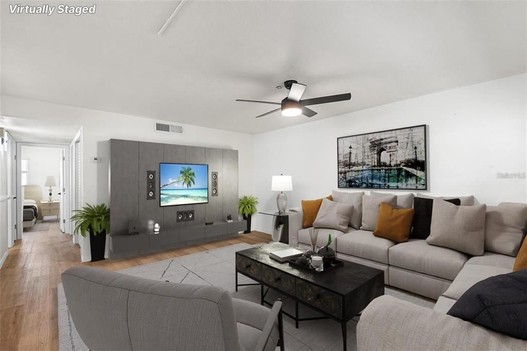 For Rent: $2,000 (2 beds, 1 baths, 944 Square Feet)