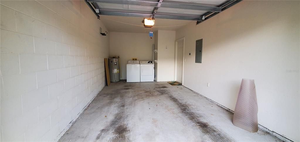 For Rent: $1,850 (1 beds, 1 baths, 1029 Square Feet)