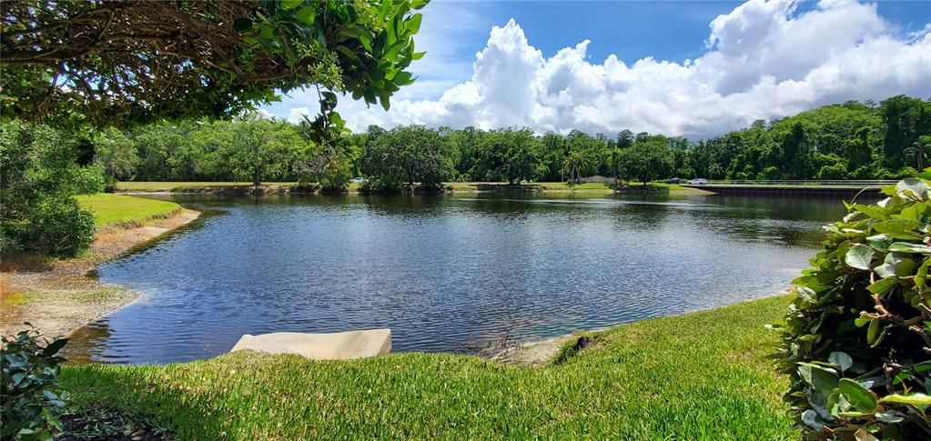 For Rent: $1,850 (1 beds, 1 baths, 1029 Square Feet)