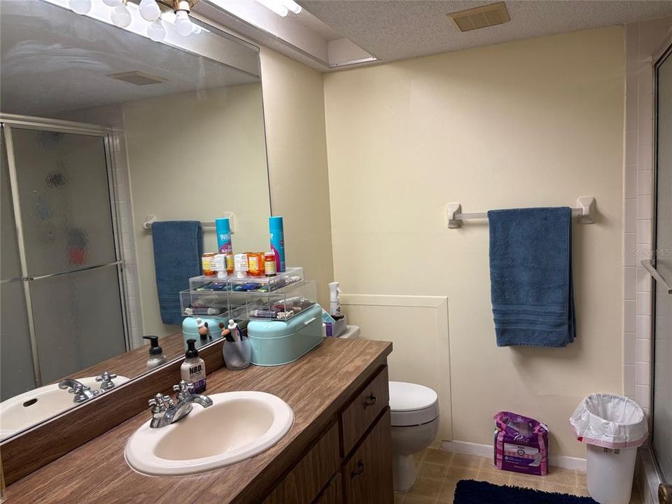 For Sale: $145,000 (2 beds, 2 baths, 1270 Square Feet)