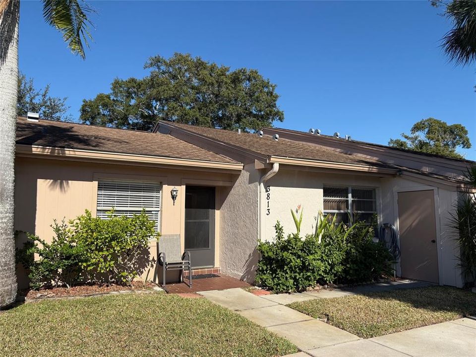 For Sale: $145,000 (2 beds, 2 baths, 1270 Square Feet)