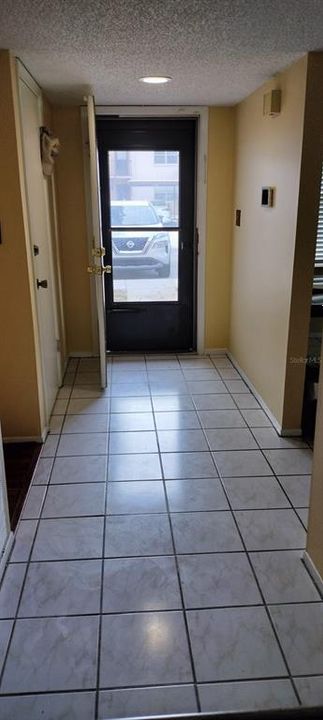 For Sale: $145,000 (2 beds, 2 baths, 1270 Square Feet)